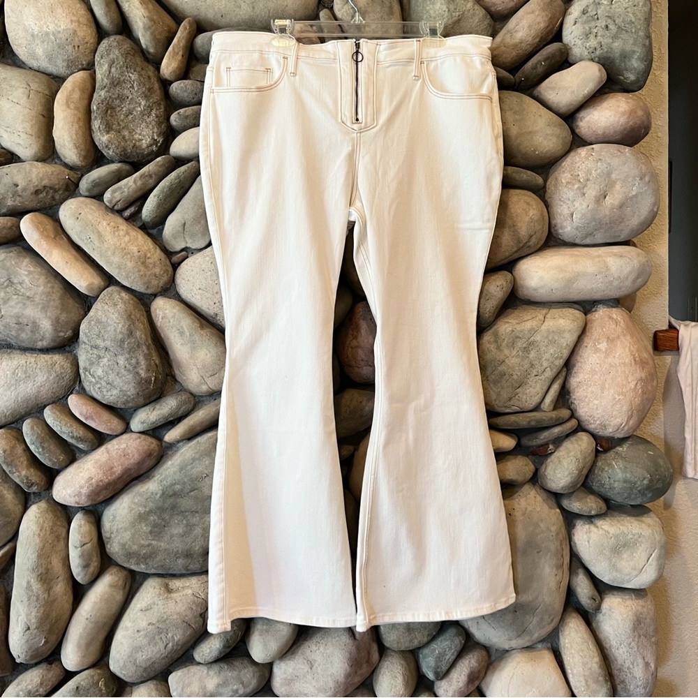NWT Hollister Jeans - Size 34